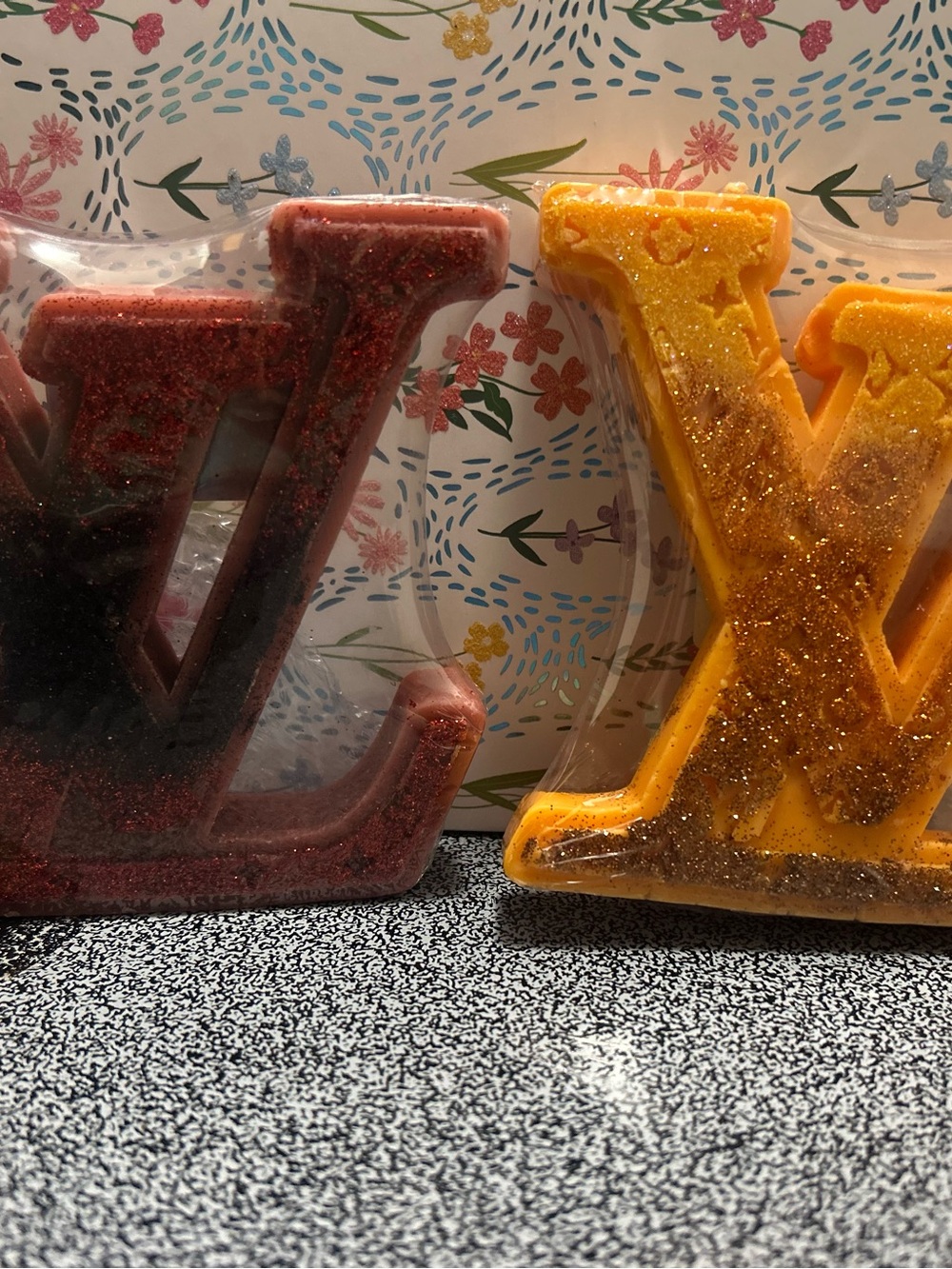 Designer shaped Soy Wax Candle $6.99 each multiple - Picture 3 of 3